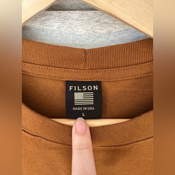 Filson Rust Wolf Graphic Tee - Picture 2 of 3